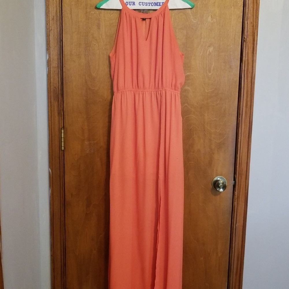 Coral Key Hole Top Maxi